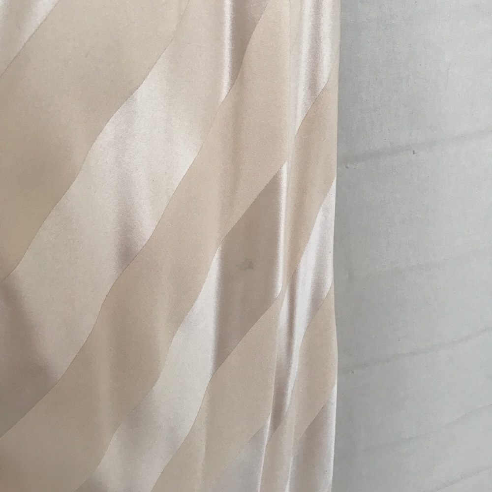 💋Gorgeous Carol Hannah silk wedding gown - Picture 6 of 6